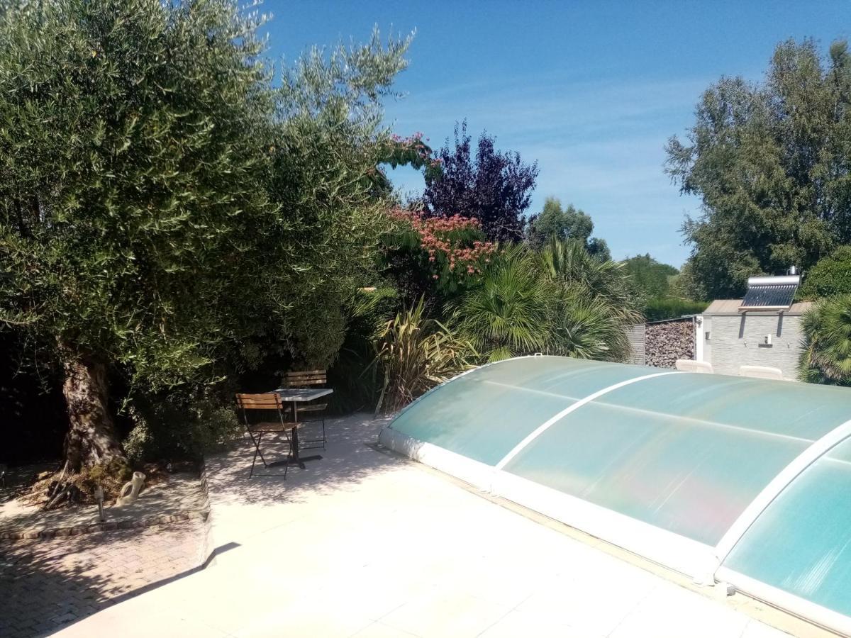 L'Eden Naturiste Spas Challans Kültér fotó