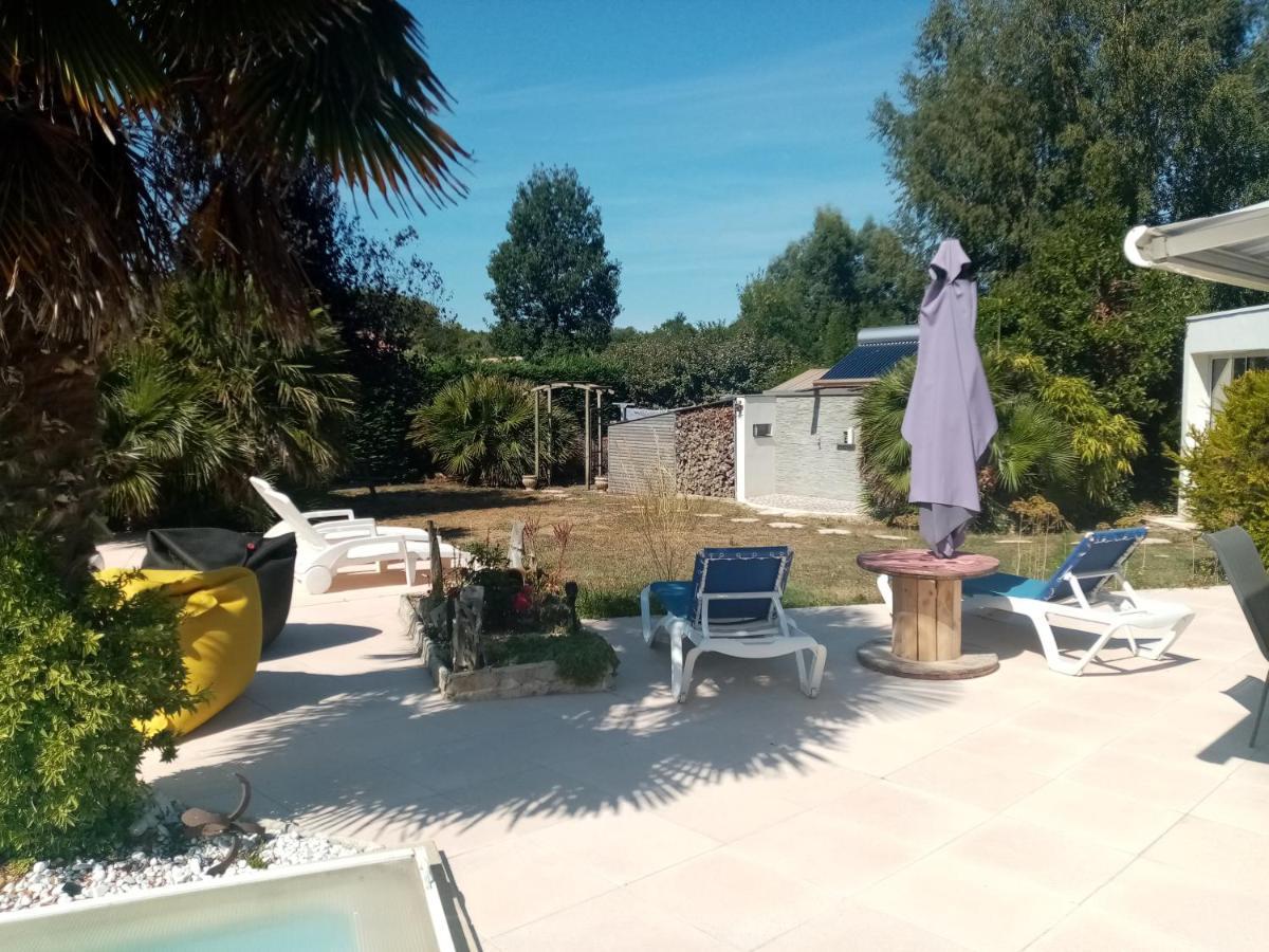 L'Eden Naturiste Spas Challans Kültér fotó